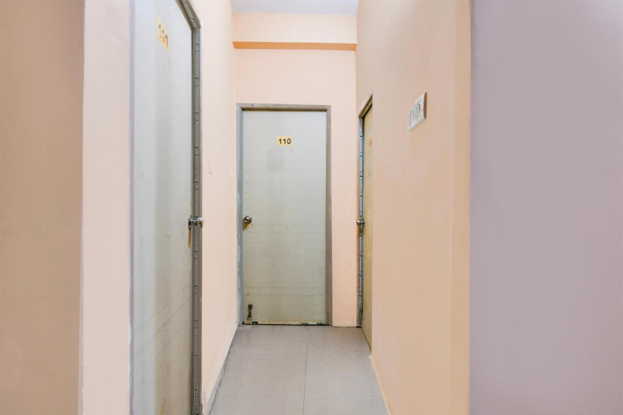 Hotel O Survey Park Jādabpur Екстериор снимка
